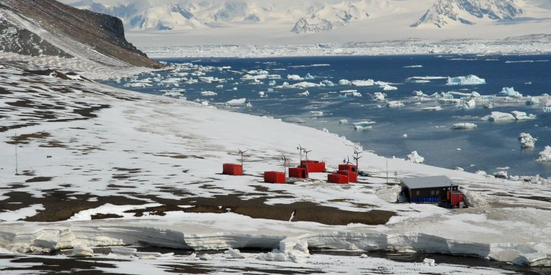 Czech Antarctic Station picture