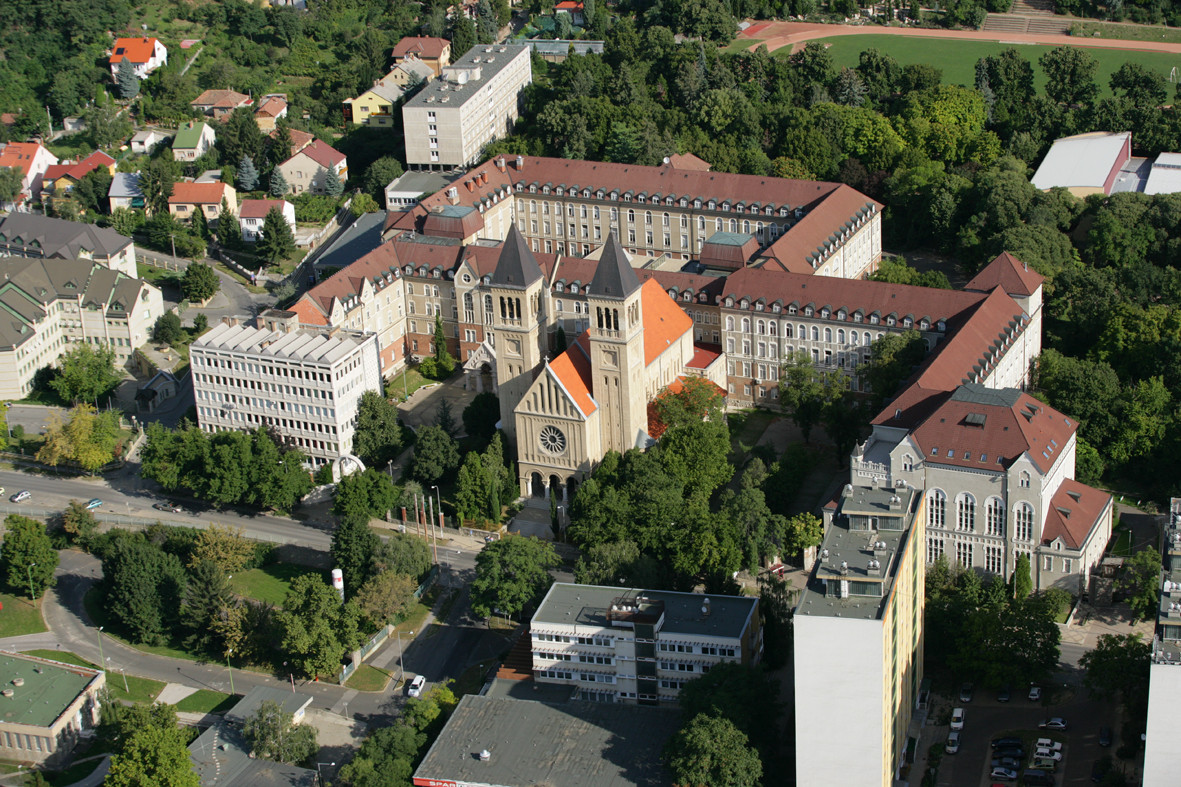 University of Pécs image